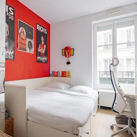 Veeve - Open Secret Apartment Paris